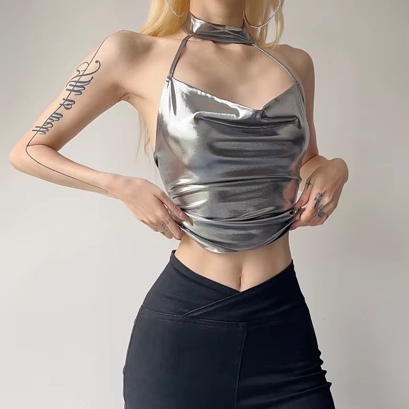Haut en cuir verni argenté brillant pour femme
