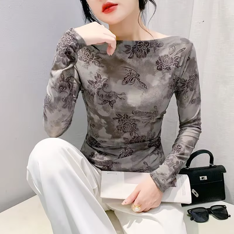 T-shirt à manches longues et col une ligne pour femme