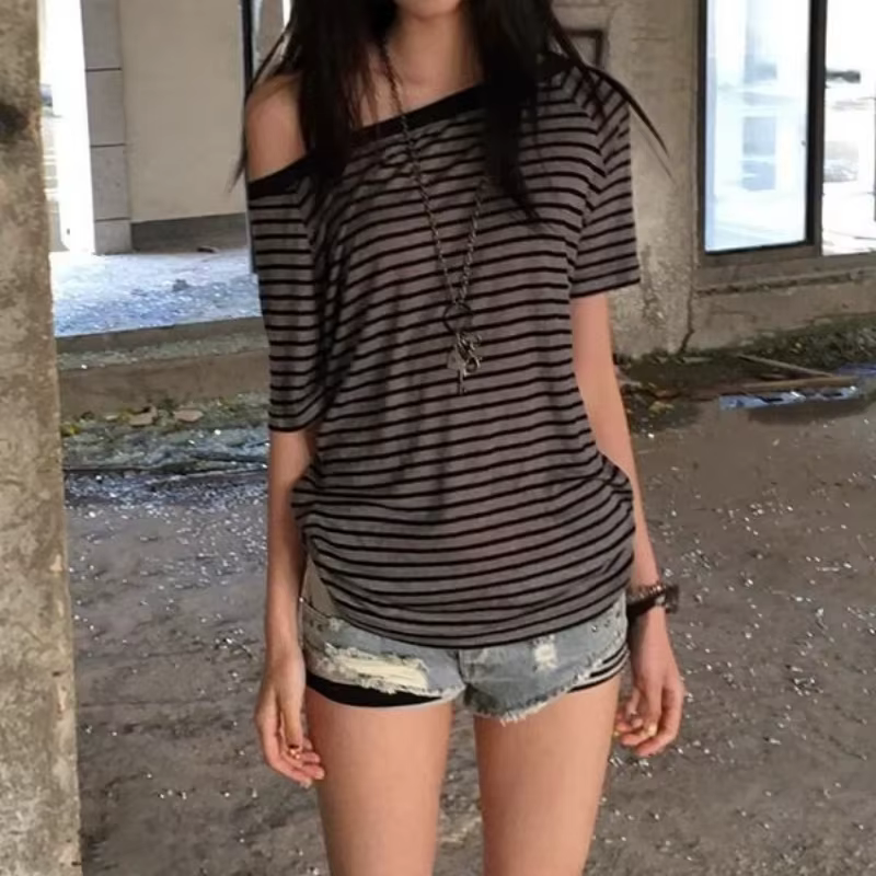 T-shirt rayé pour femmes