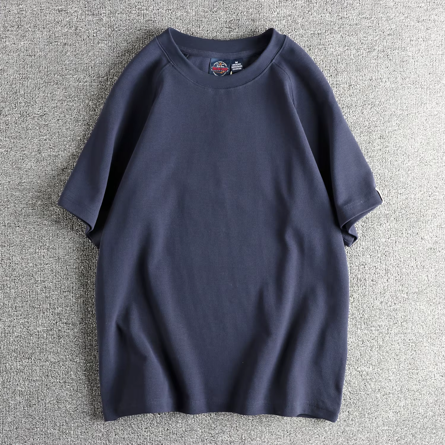 T-shirt à manches courtes en tissu gaufré pour hommes