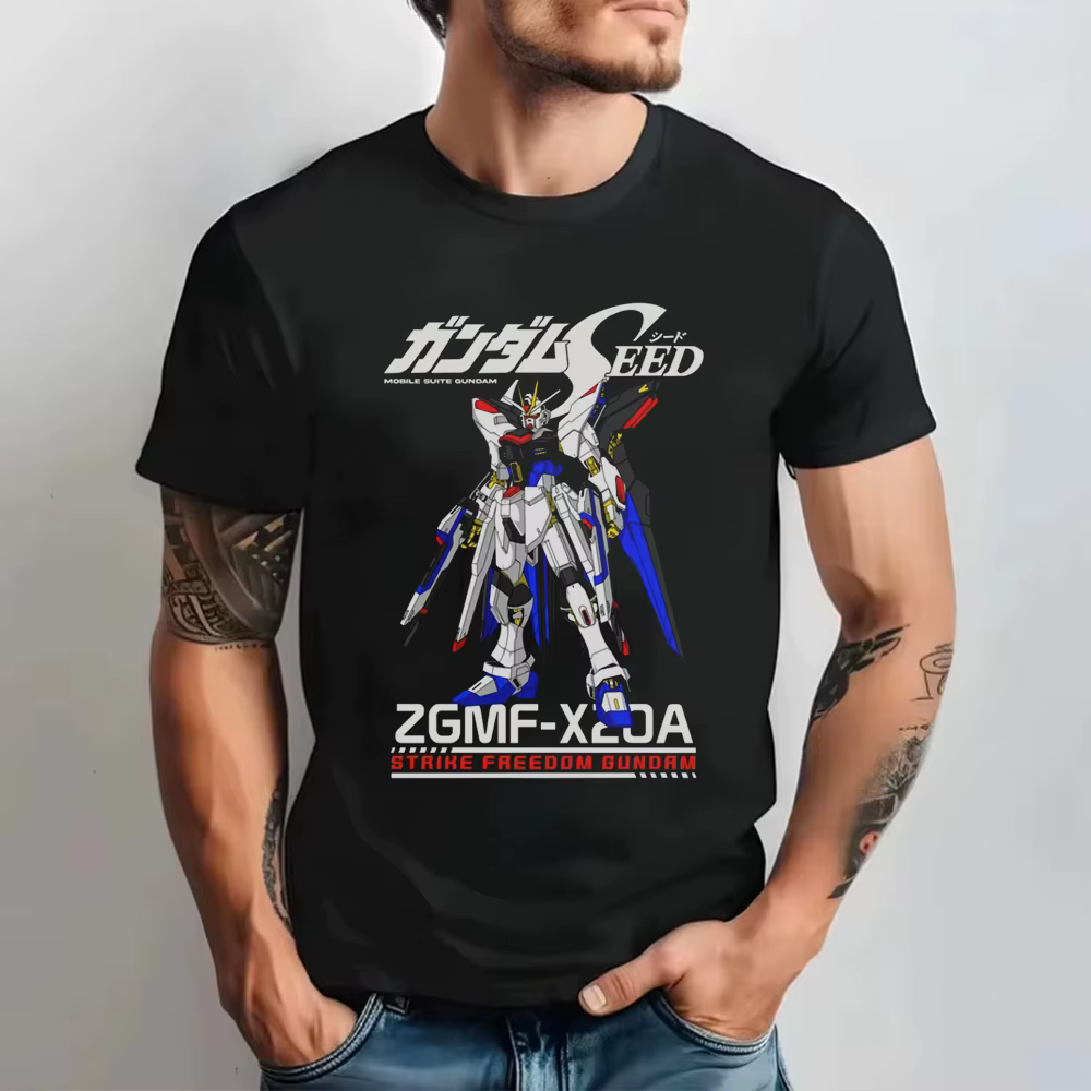 T-shirt imprimé Gundam