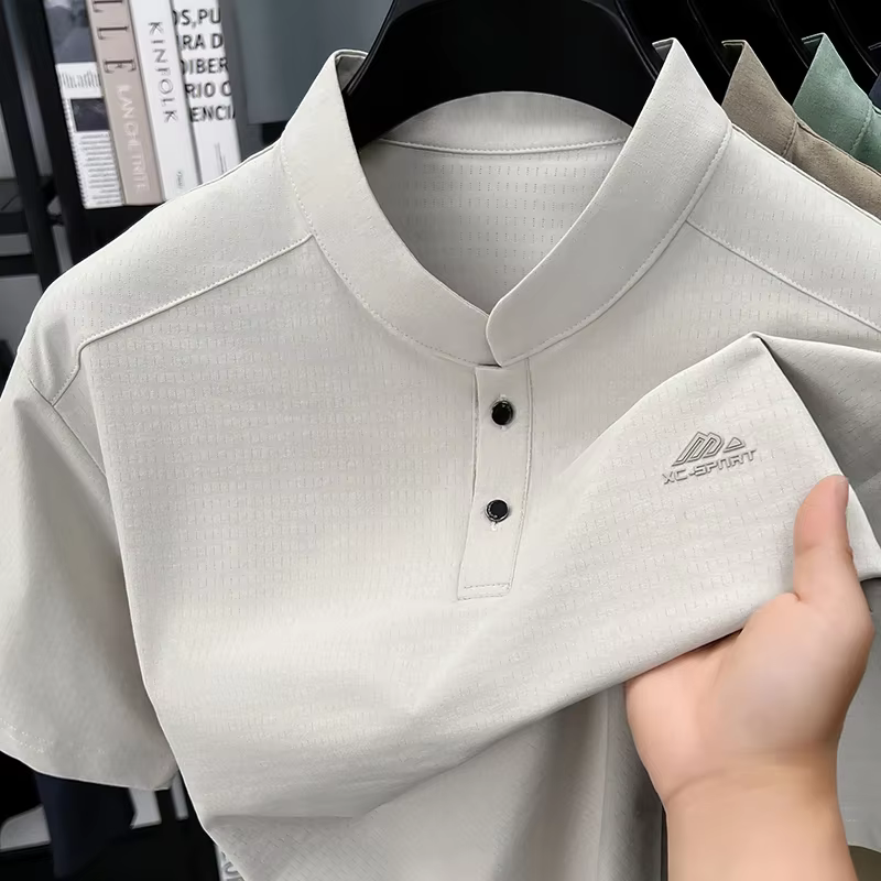 T-shirt Henley à col montant pour homme avec logo sportif