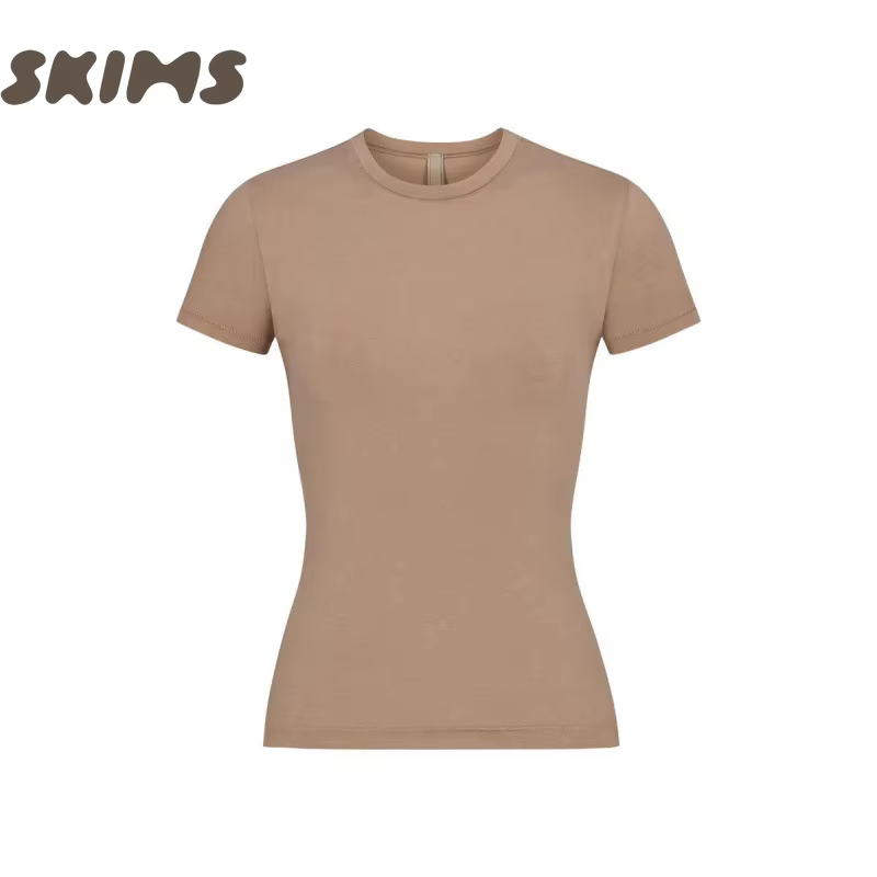 Skims T-shirt basique à col rond et manches courtes pour femme