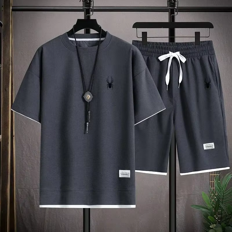 Ensemble t-shirt à manches courtes et short de sport pour homme