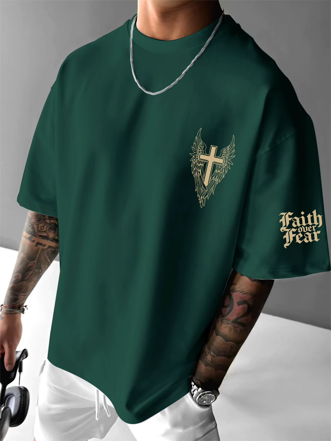 T-shirt pour homme en coton 100% avec imprimé tendance ailes de style croix d'ange américain, idéal pour les sports de plein air en été