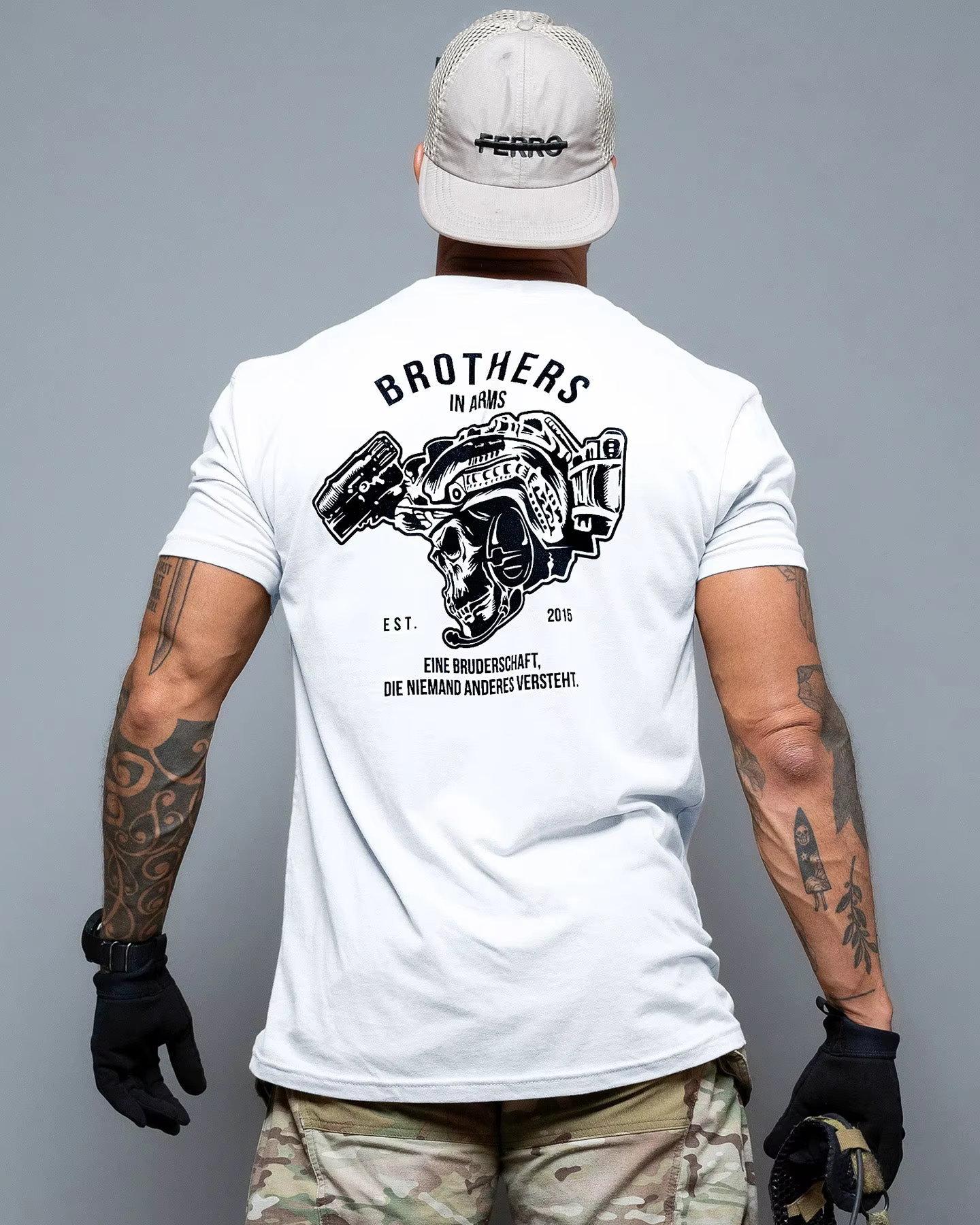 T-shirt imprimé Brothers in Arms pour hommes