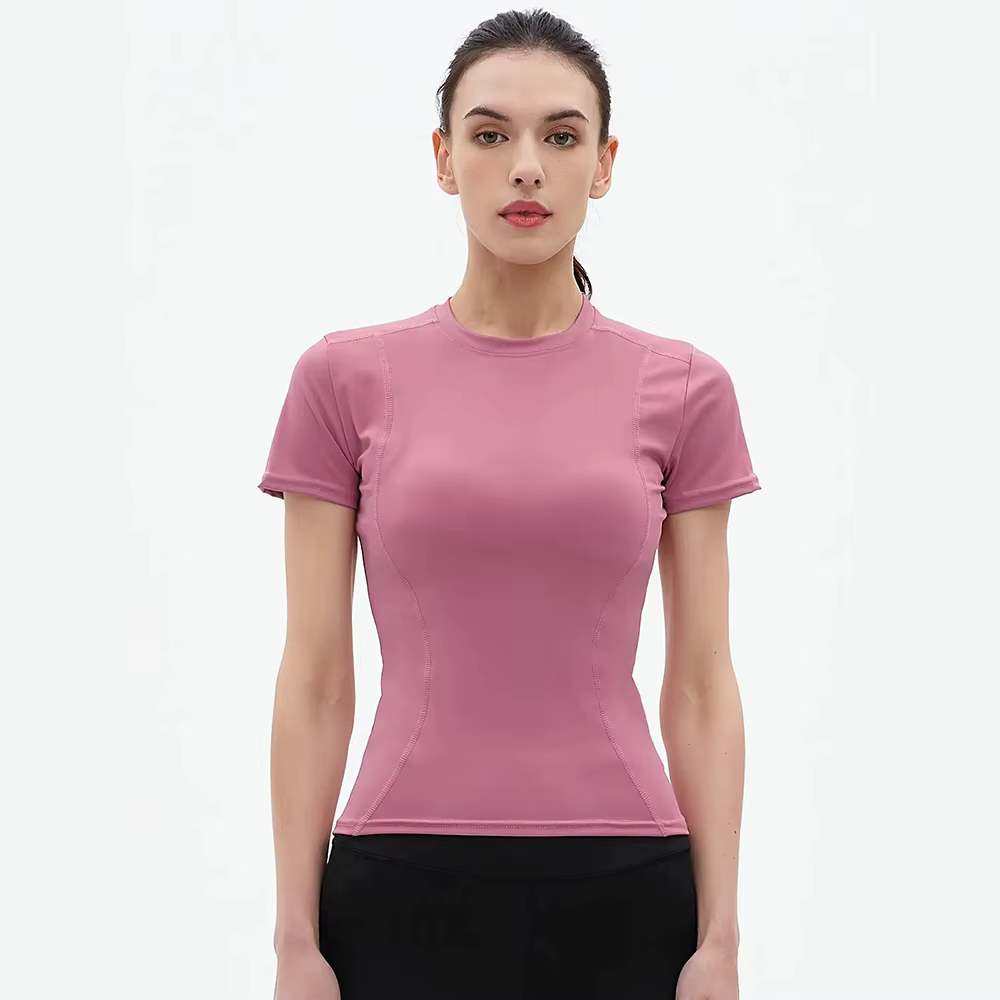 Haut de sport moulant et ajusté pour femme