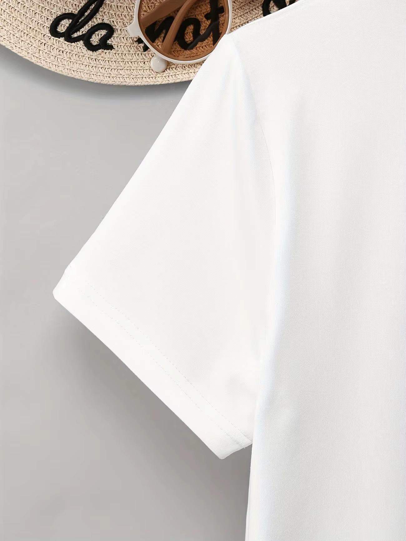 T-shirt décontracté à manches courtes et col rond pour femme