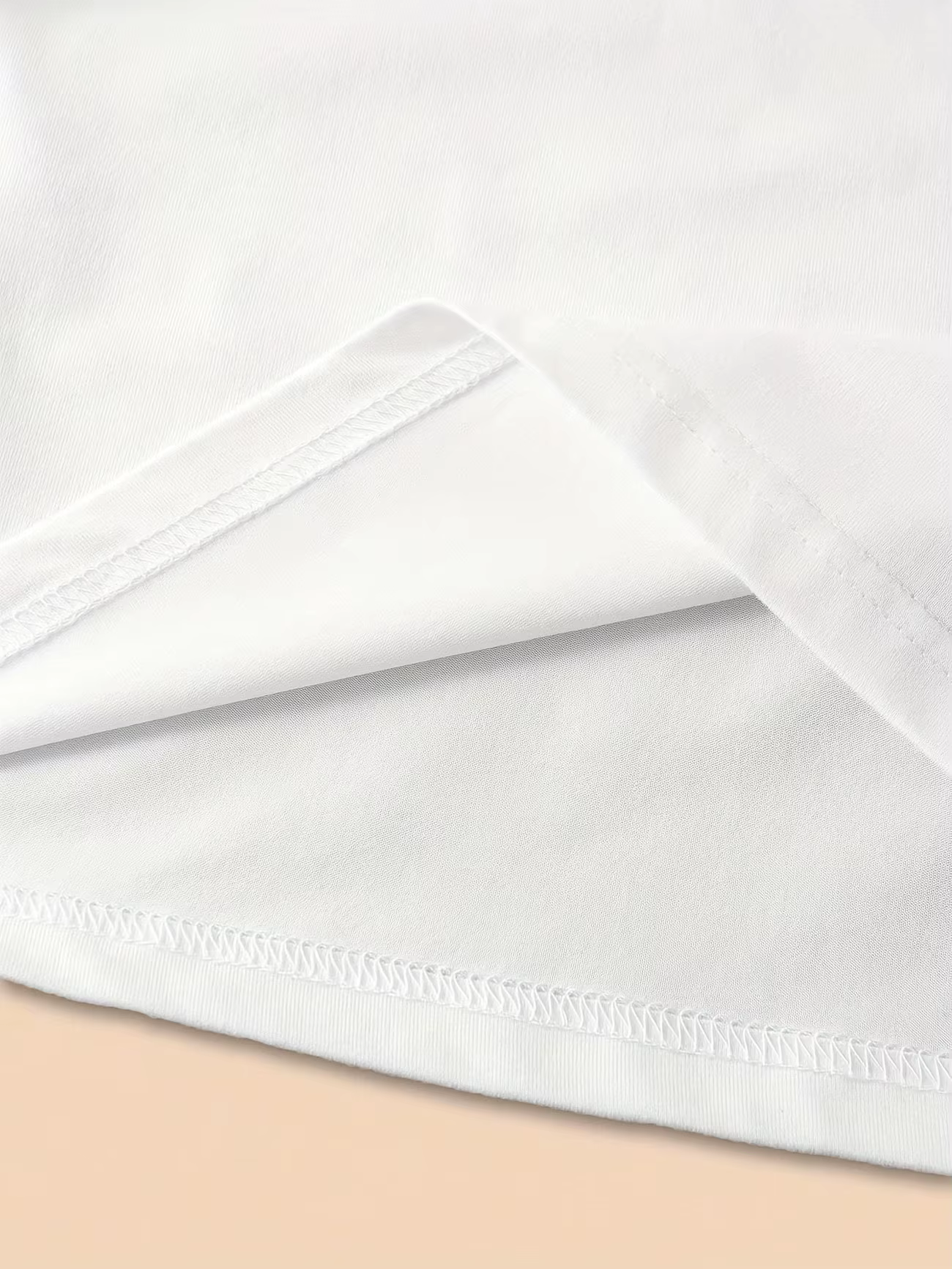 T-shirt décontracté tendance à col en V avec imprimé lettres Milano Italia pour femme