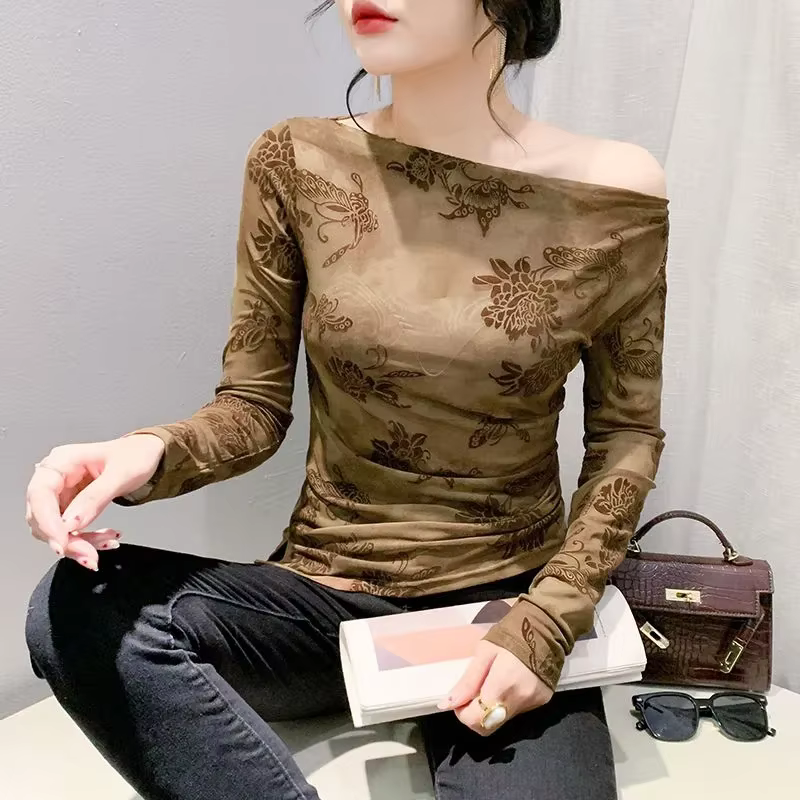 T-shirt à manches longues et col une ligne pour femme