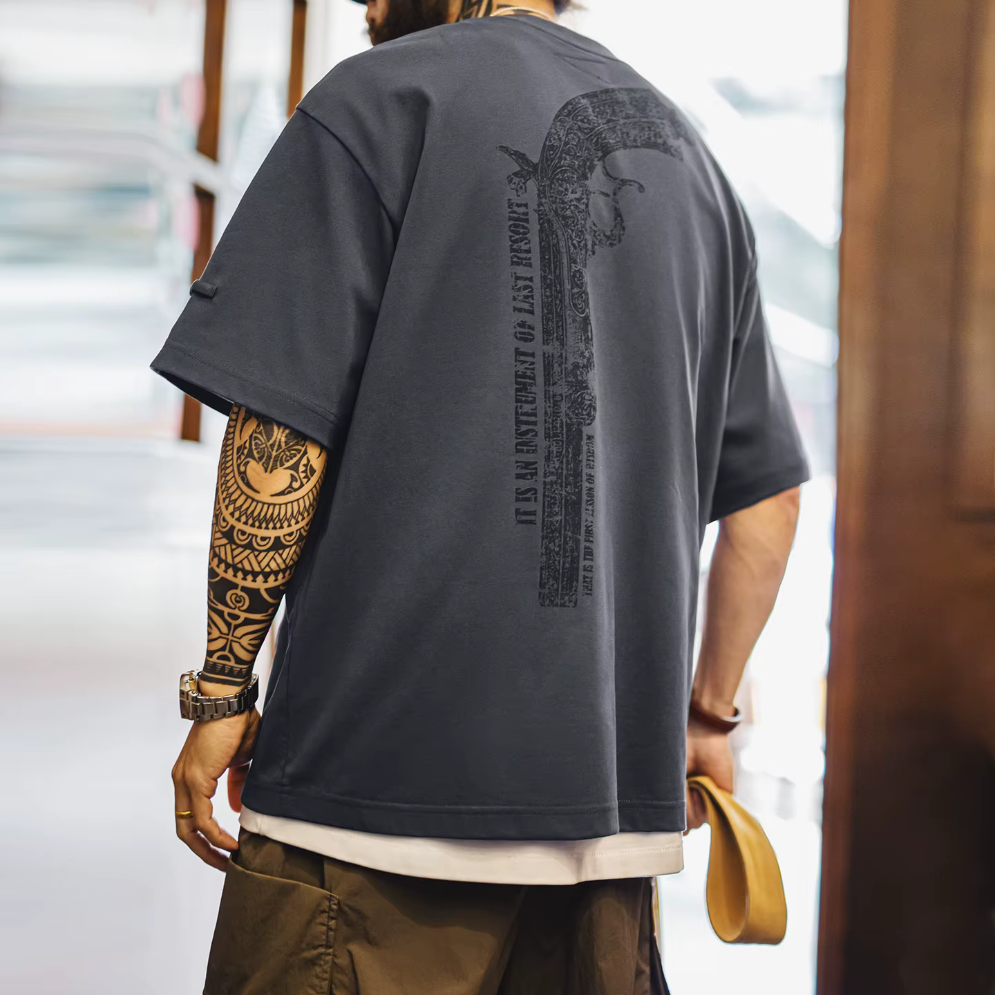 T-shirt en tricot imprimé col rond style rétro américain pour homme Maden