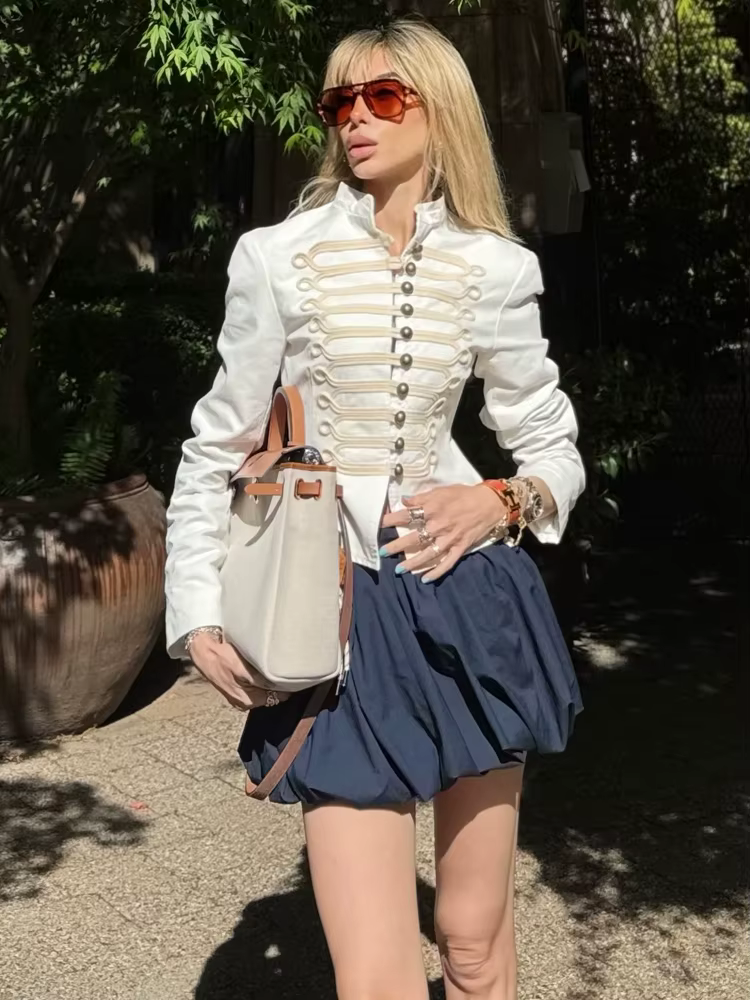 Veste élégante blanche nouée pour femme