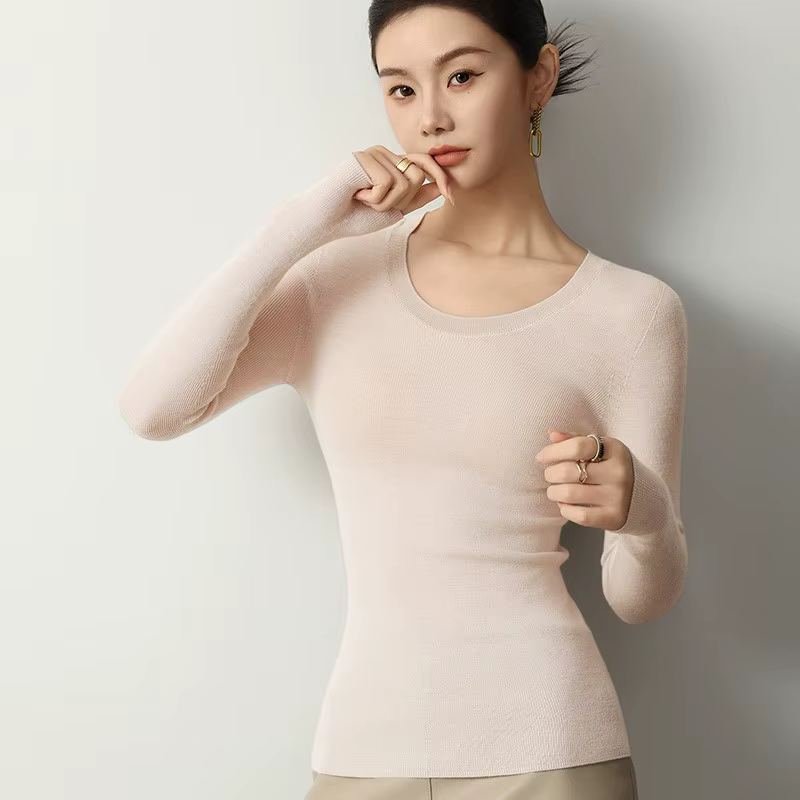 Fine-Spun 100% laine mérinos super fine à col rond pour femme