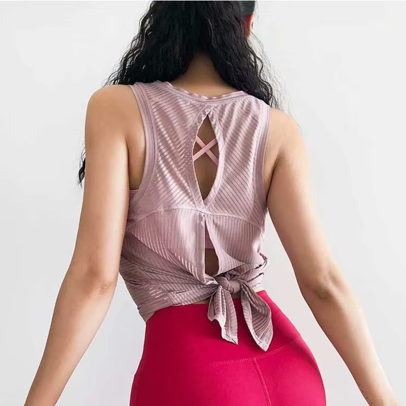 T-shirt de sport sexy à dos ouvert pour femme