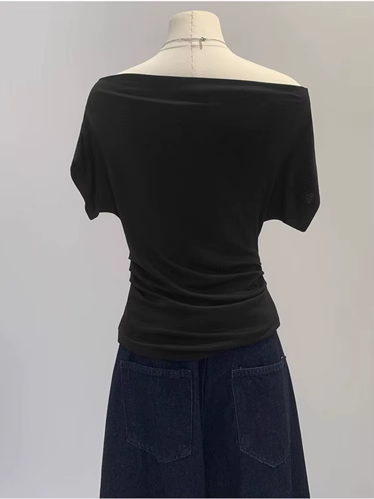 T-shirt noir à manches courtes pour femmes