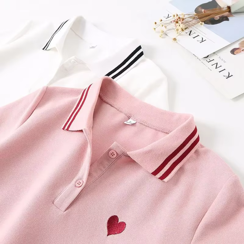 Chemise boutonnée à col polo pour femme