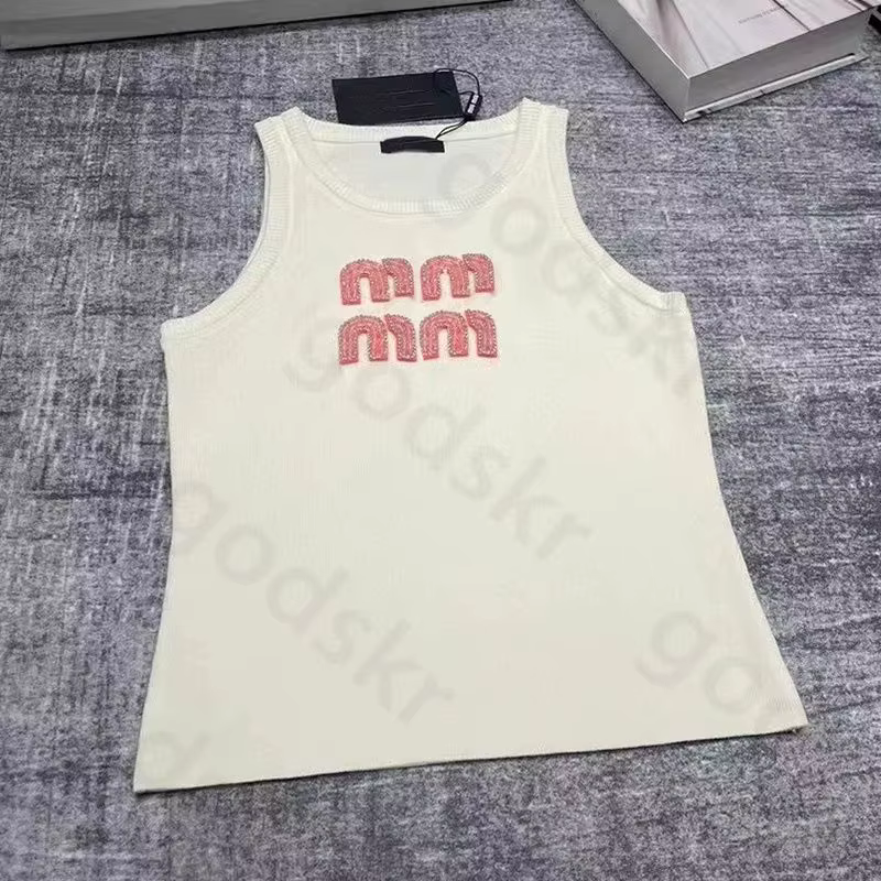 Débardeur tricoté pour femme 2026 – Tendance