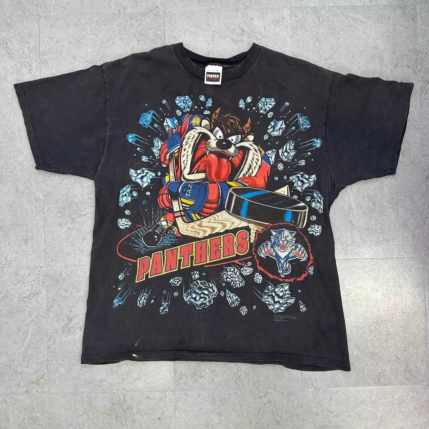 Années 90 Vintage Surdimensionné Assistant Mystique Graphique Imprimé T-shirt Streetwear Unisexe Mode