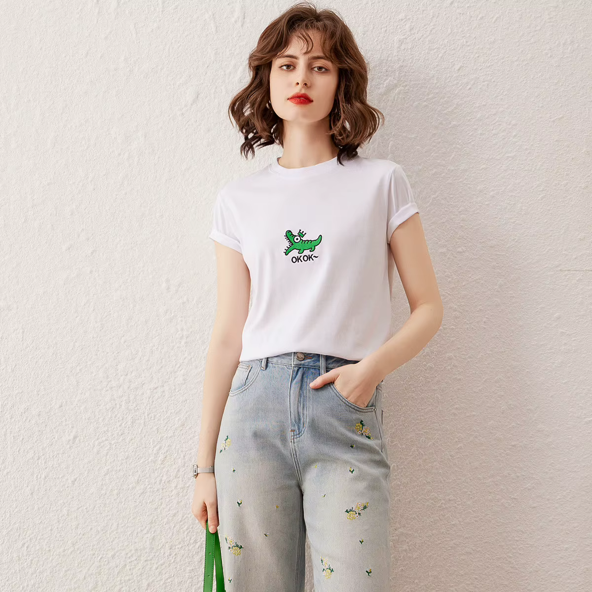 Modiis Yao-T-shirt brodé crocodile pour femme, col rond basique, pull à manches courtes, haut décontracté, t-shirt à la mode, été 2024