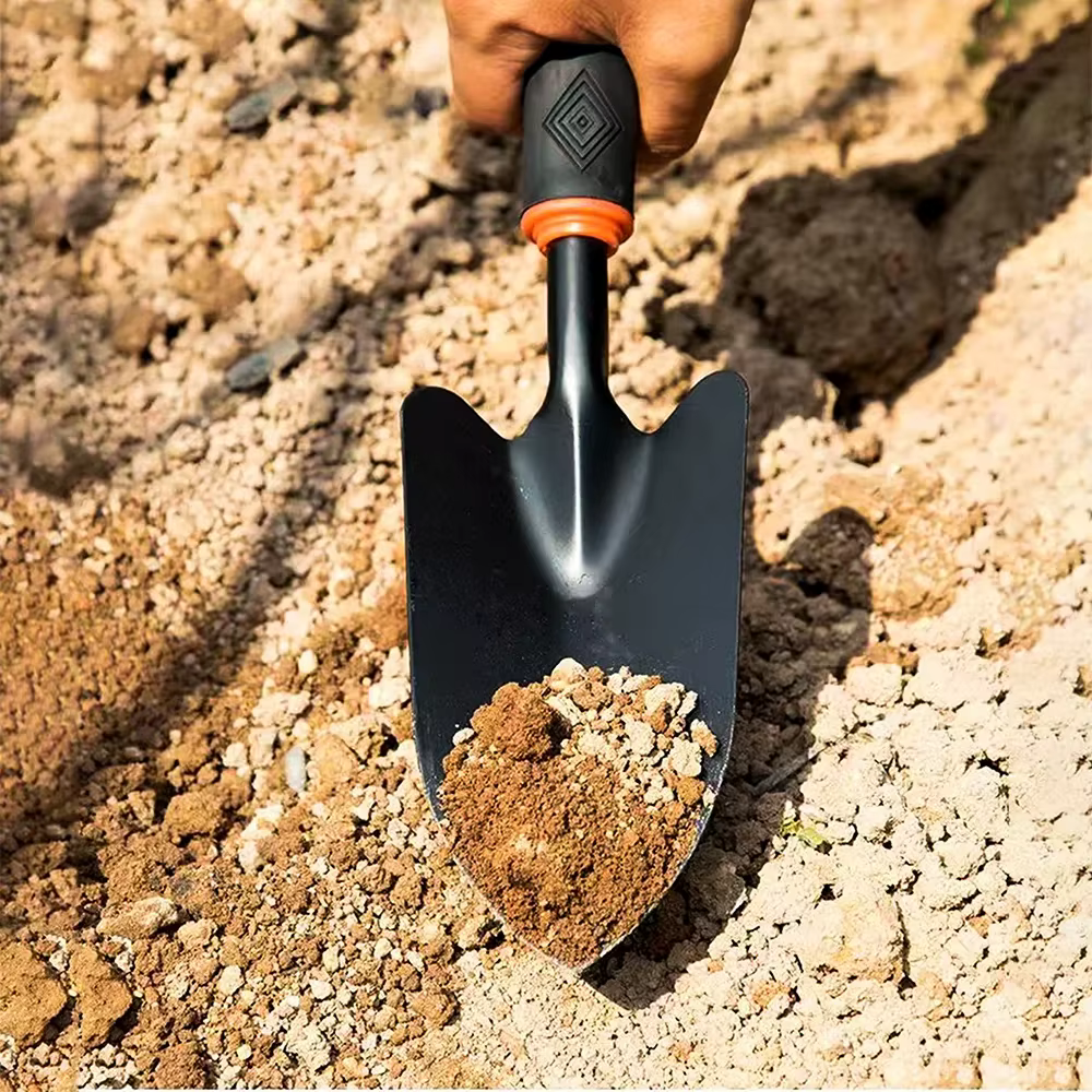 Truelle de jardin ergonomique en métal avec manche noir et garniture orange - Idéale pour planter des fleurs et des légumes