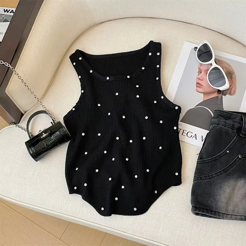 Débardeur tricoté avec strass