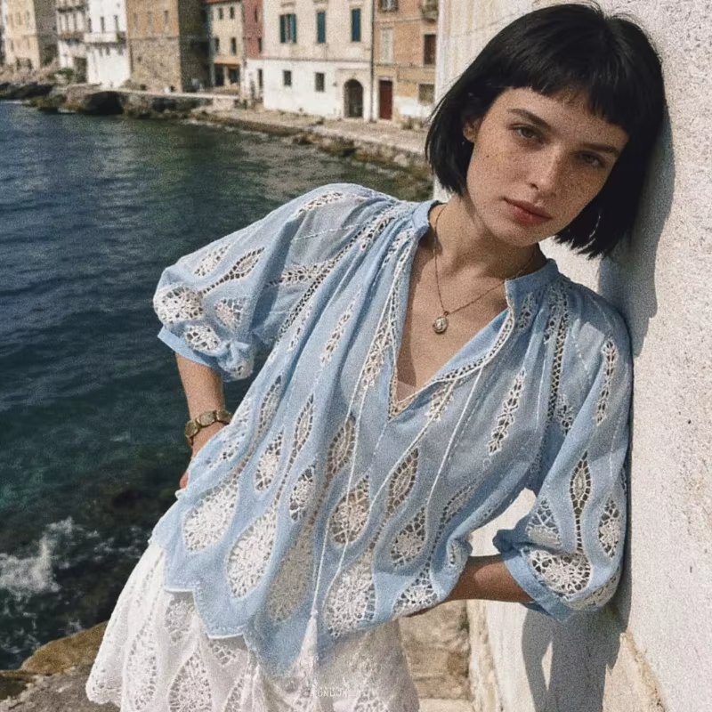Chemise en coton bleu pour femmes à manches longues évider bouton vers le bas élégant décolleté en V