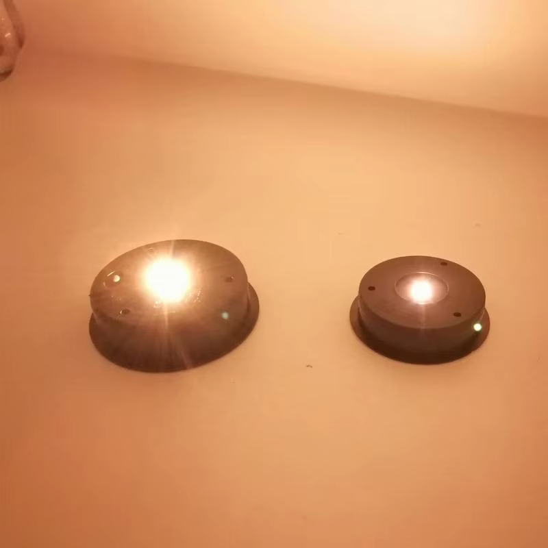 Hauts de remplacement de lumière solaire