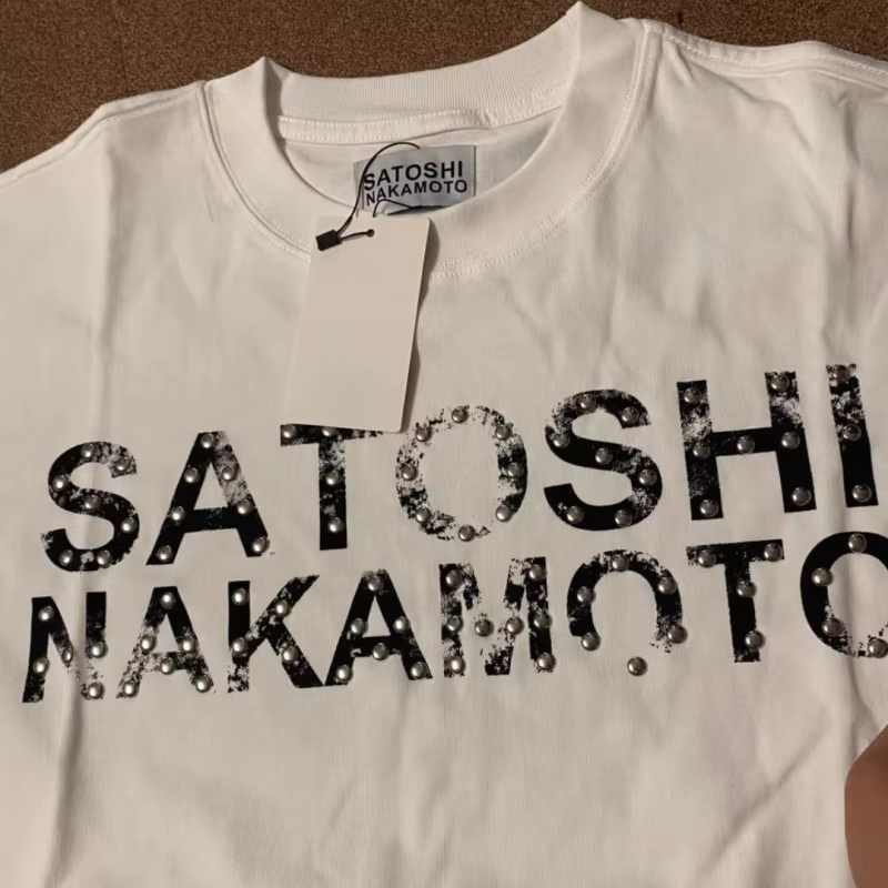 T-shirts SATOSHI avec photo réelle