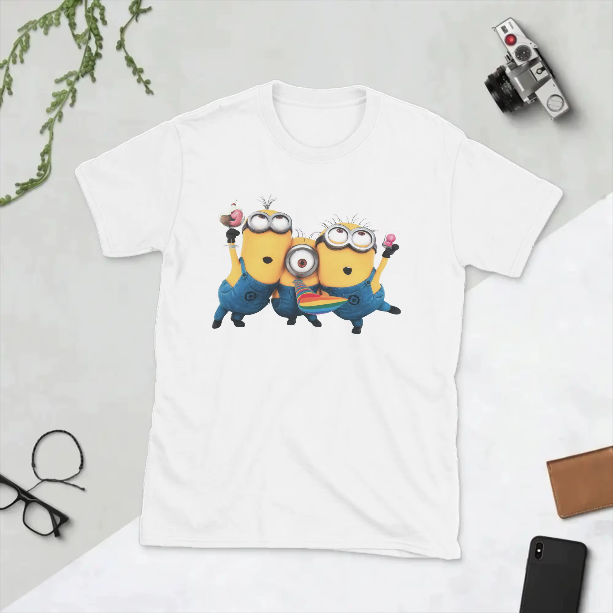T-shirts pour hommes avec motif de dessins animés Minionsed