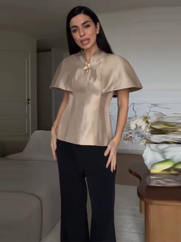 Hauts pour femmes, col en V
