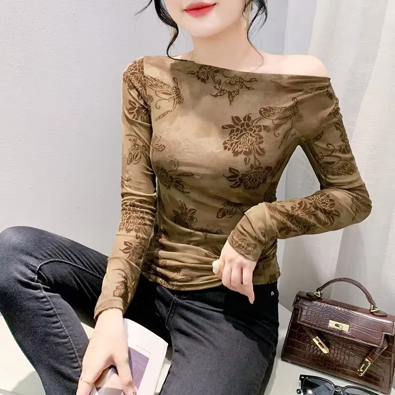 T-shirt à manches longues et col une ligne pour femme