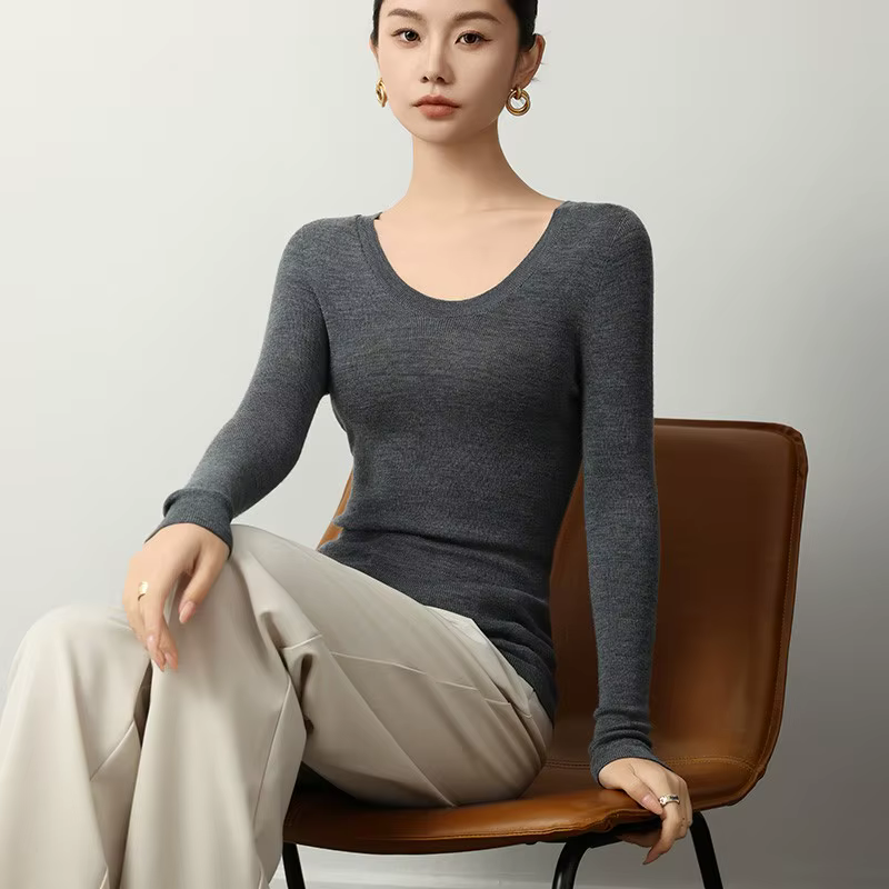 Fine-Spun 100% laine mérinos super fine à col rond pour femme