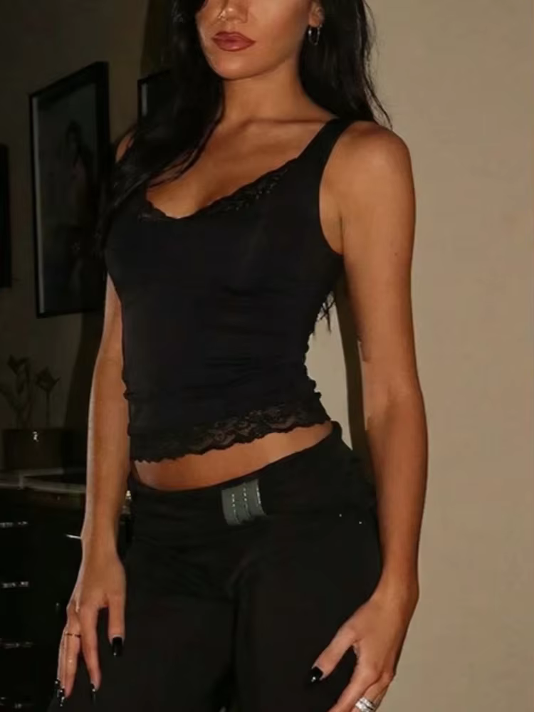 Top court en dentelle noire pour femme