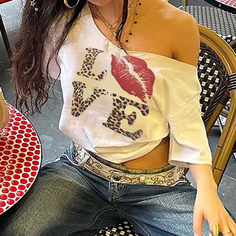 T-shirt manches courtes col en V pour femme