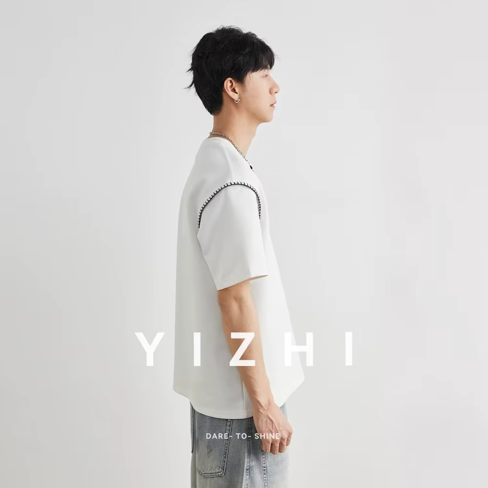 T-shirt Homme Tendance à Manches Courtes avec Détails de Couture