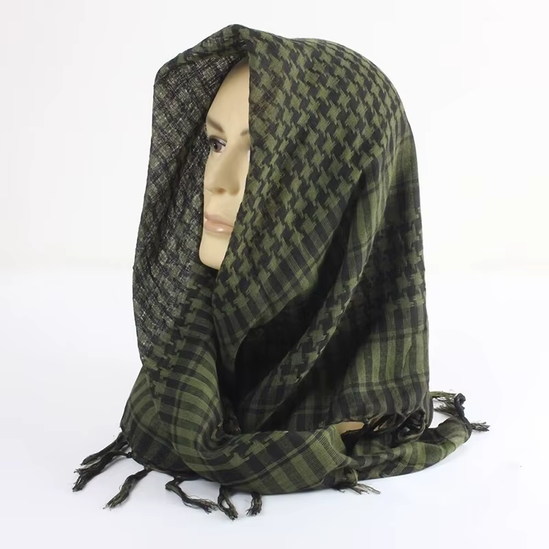 Écharpe à carreaux militaire légère