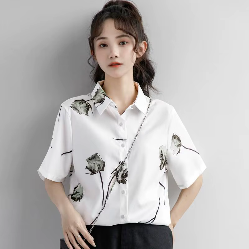 Polo blanc à manches courtes pour femmes