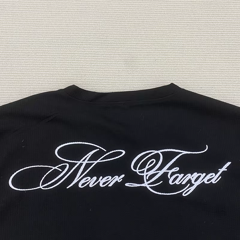 T-Shirt à manches longues imprimé américain rétro foncé Y2K