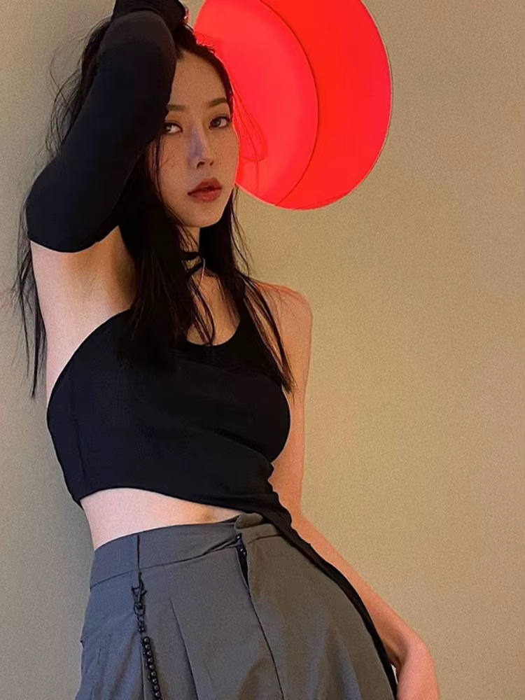 T-shirt ajouré à manches longues et dos nu pour femmes