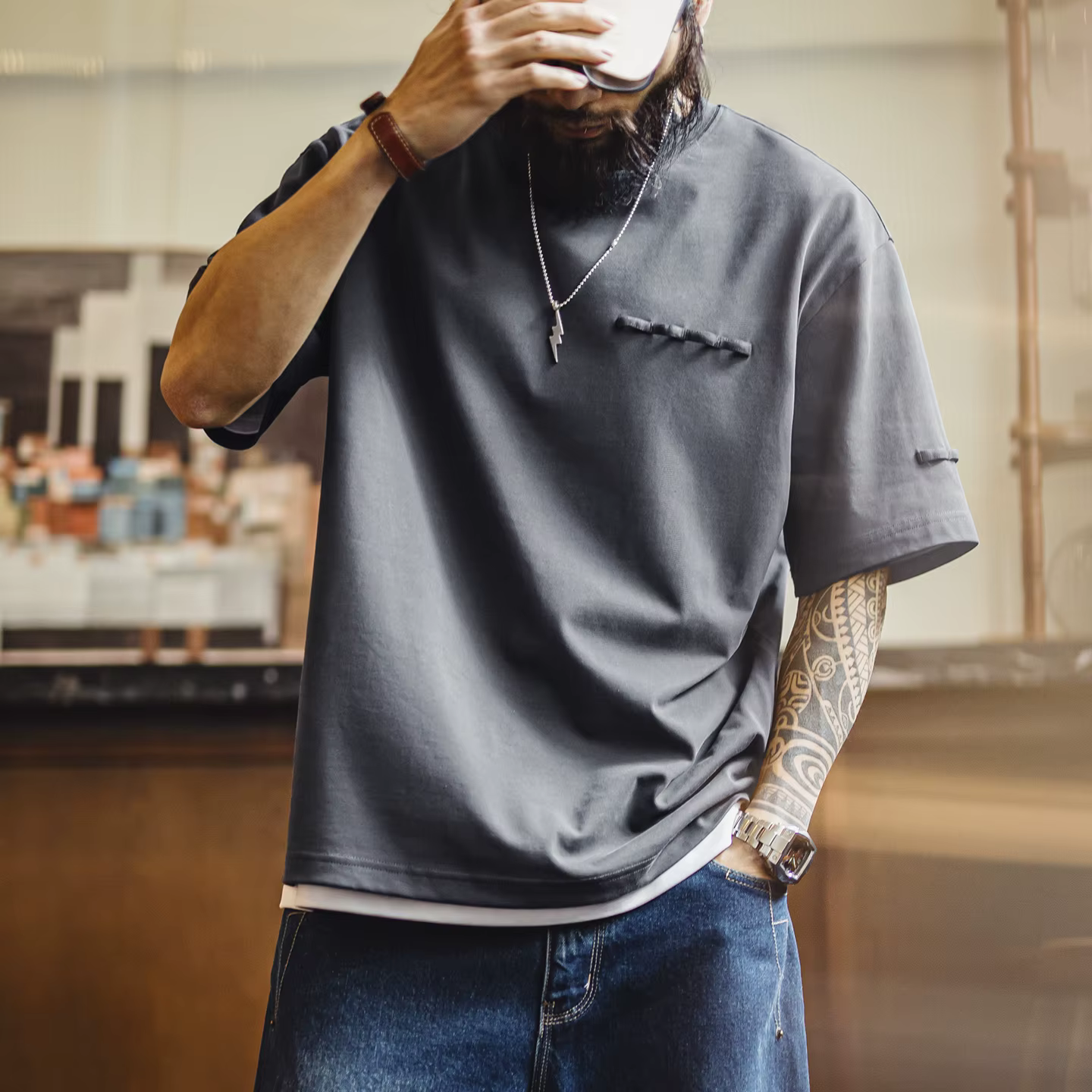 T-shirt en tricot imprimé col rond style rétro américain pour homme Maden