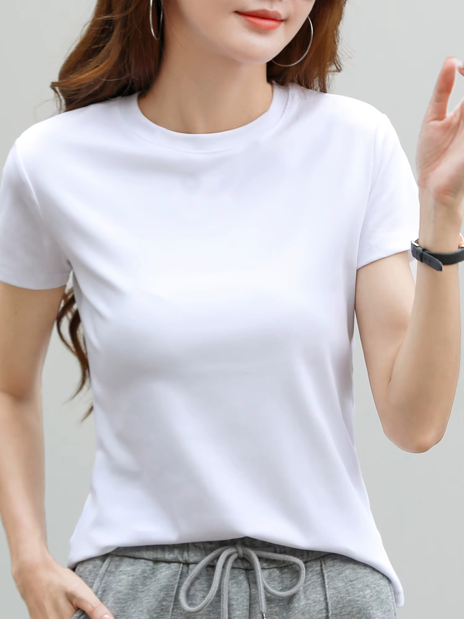T-shirt de couleur unie pour femmes