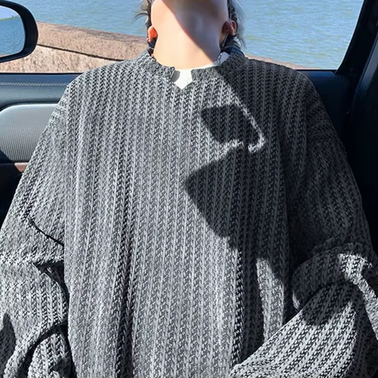 T-shirt à col en V et manches longues pour homme