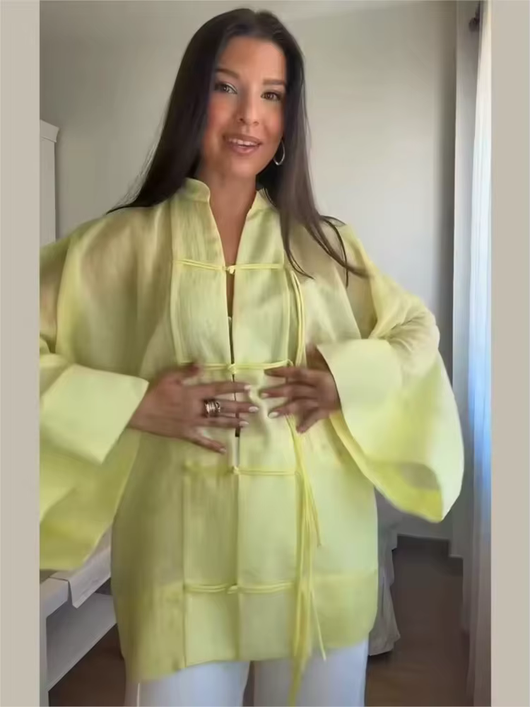 Nouvelle Blouse Fluide Femme Été 2026 Décontractée à Boutons Grenouille Col Rond Manches Longues à Revers Légère Hauts