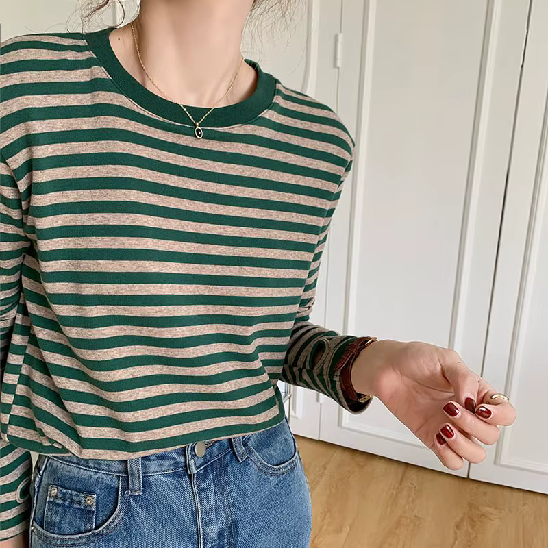 Chemise rayée d'allaitement à col rond pour femme
