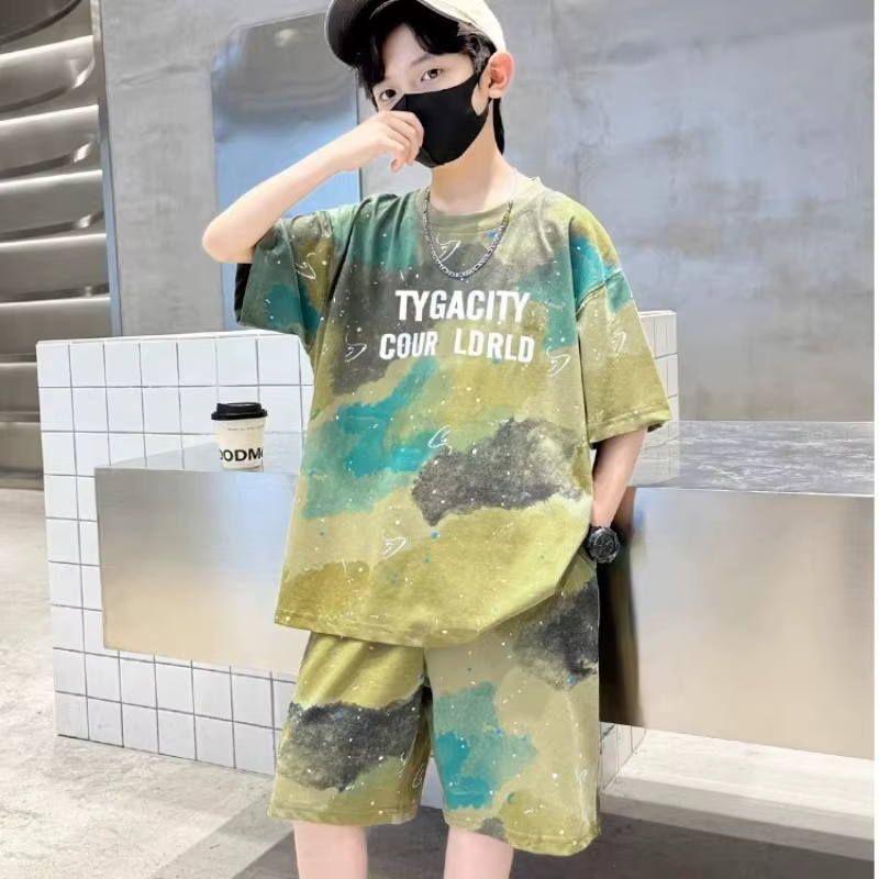 Costume de sport à manches courtes pour garçons