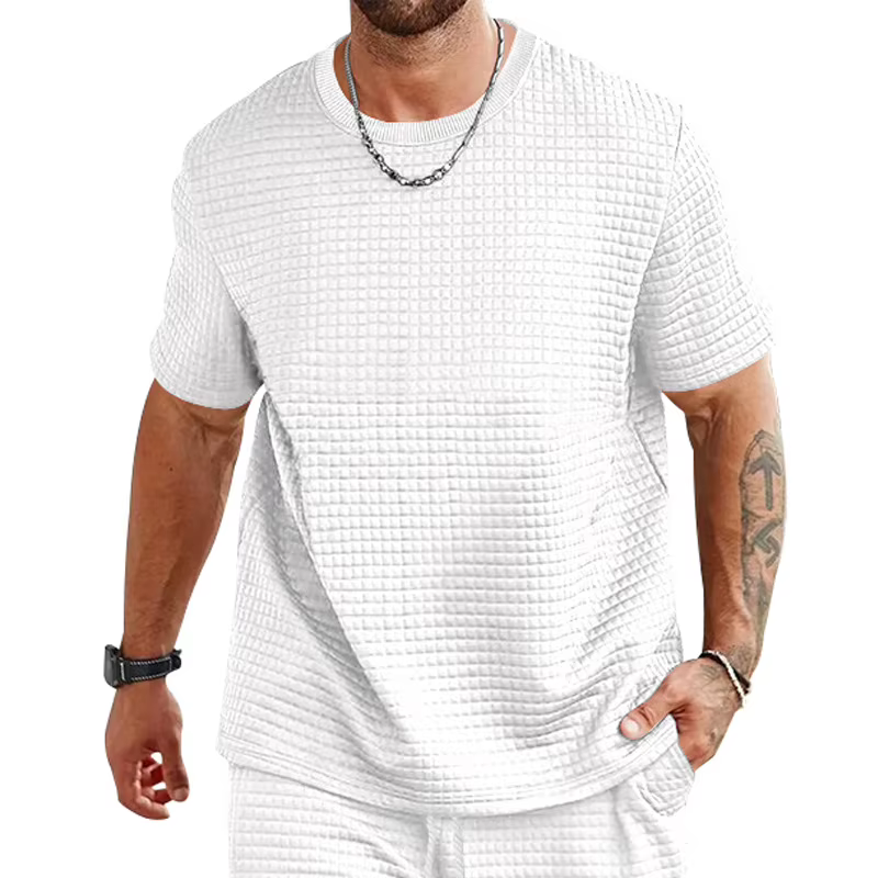 Nouveau T-shirt à manches courtes uni à col rond et petits carreaux pour homme