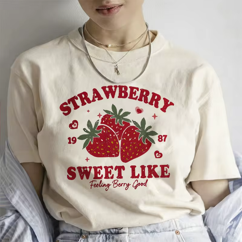 T-shirt blanc imprimé fraise pour femme