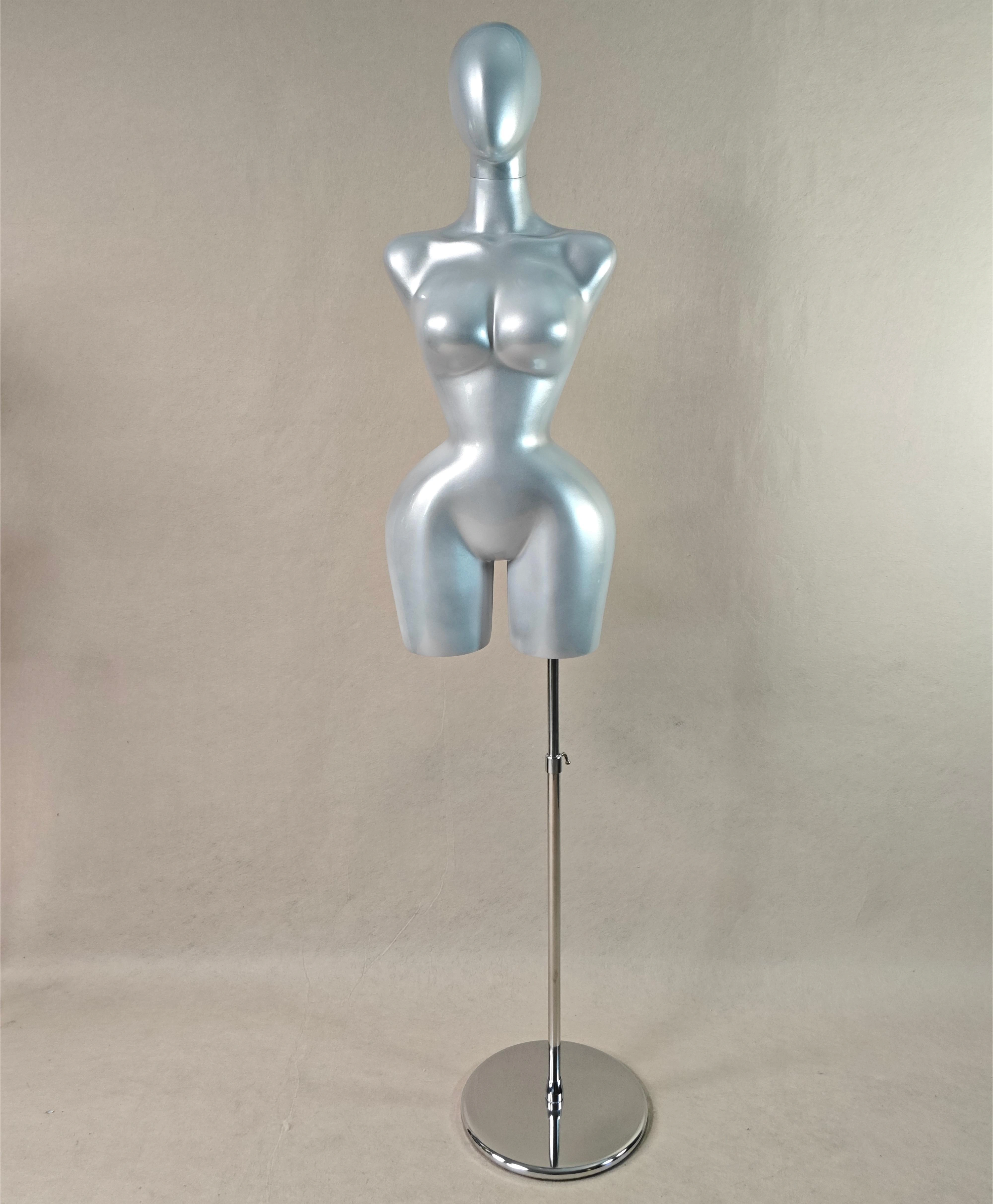 Mannequin féminin magasin réglable