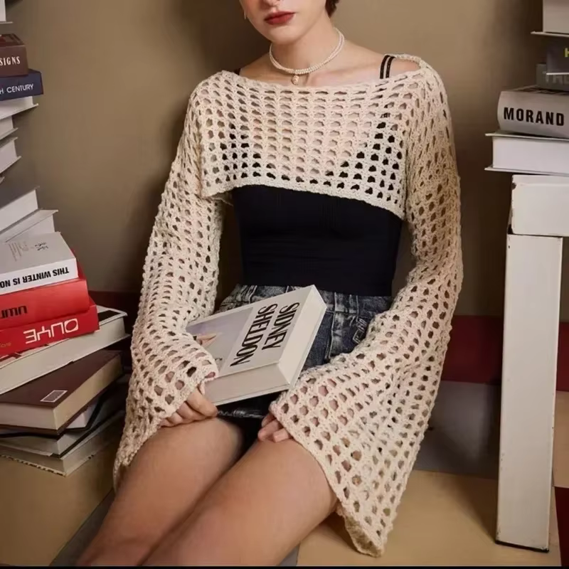 Printemps été court évider pull en tricot nouveau manches évasées couleur unie pulls Streetwear haut pour femme