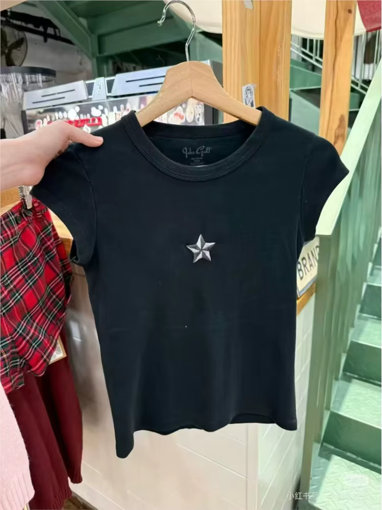 T-shirts brodés à motif aile arrière pour femme